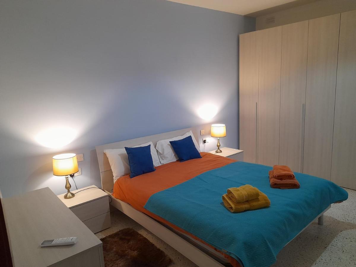 Sunshine Holiday Apartment 8 With Spectacular Seaviews St. Paul's Bay Exteriör bild